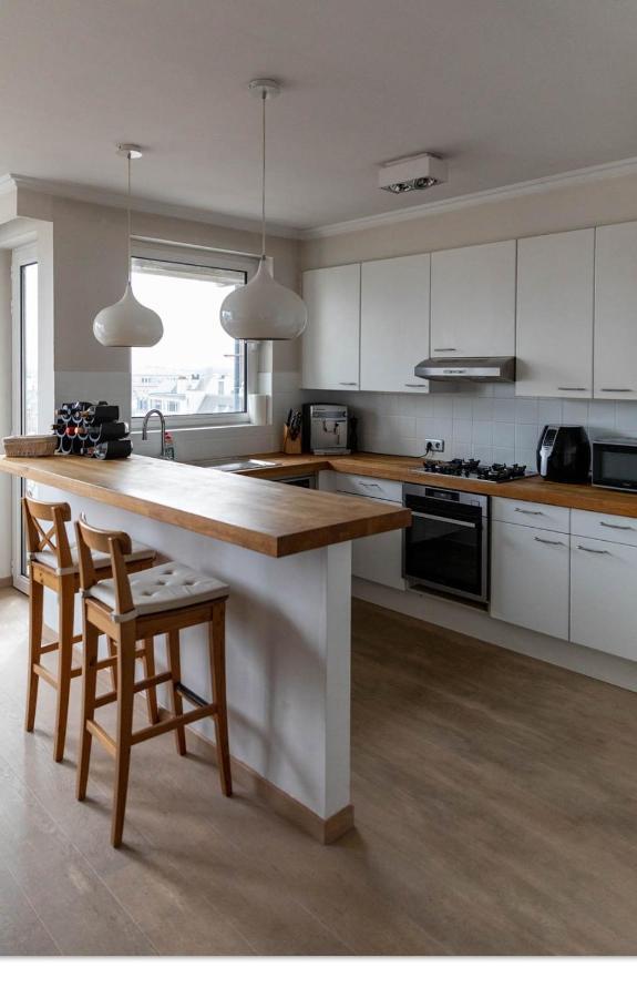 Ruim Appartement Met Prachtig Zicht Op A+ Locatie! Antwerpen Bagian luar foto